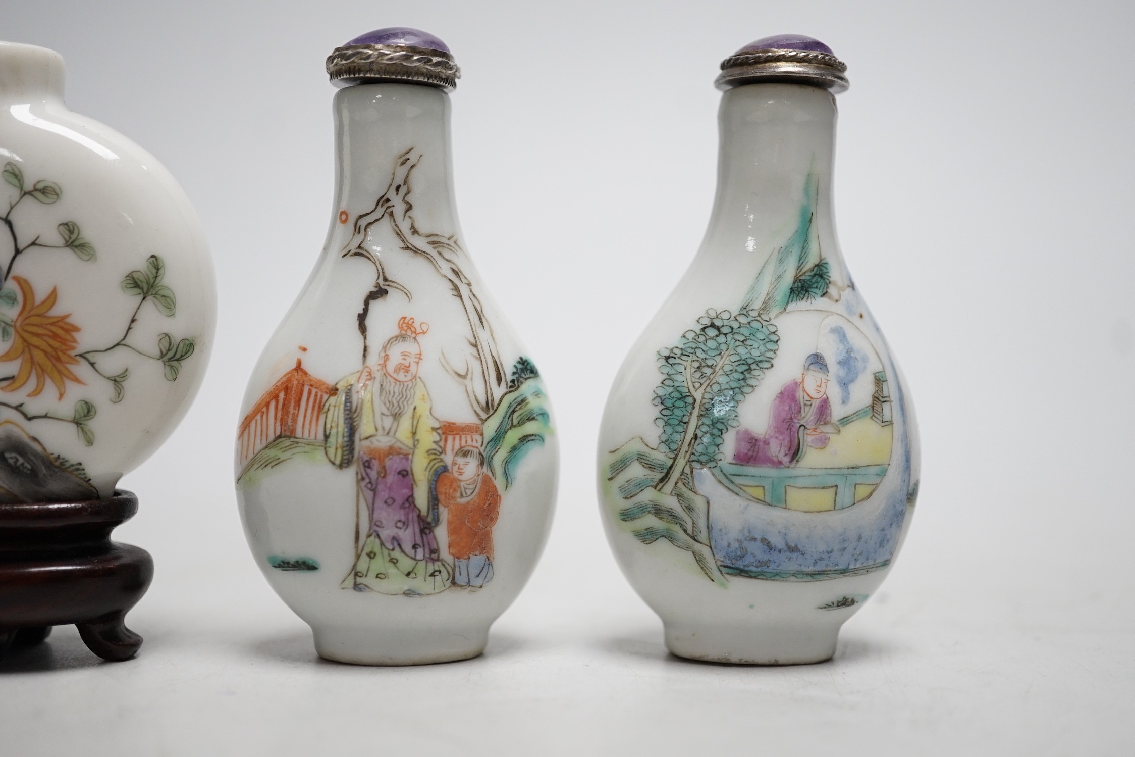Four Chinese enamelled porcelain snuff bottles, Qing and later